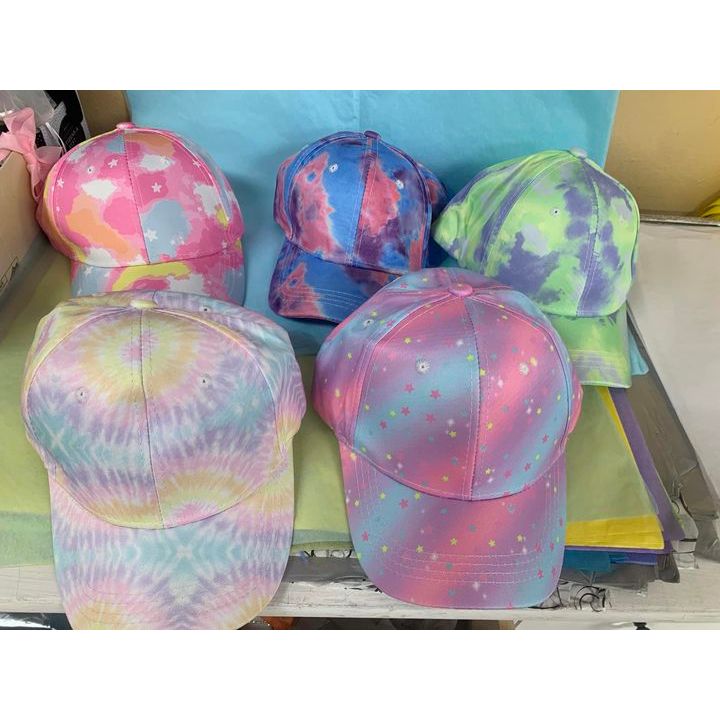 Kid sizes colorful caps