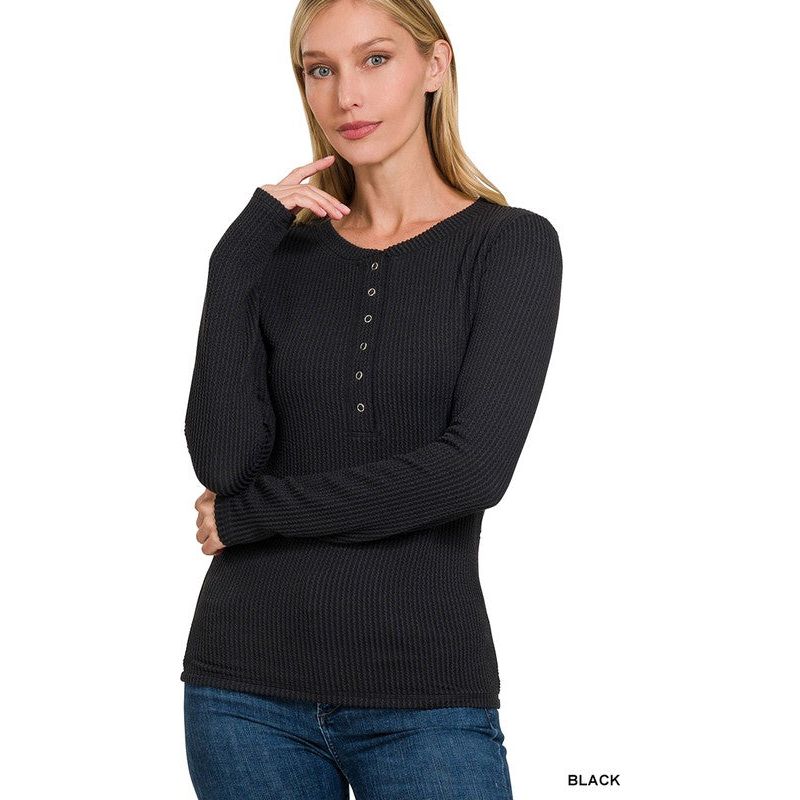 Textured V neck top w/snaps 10% off