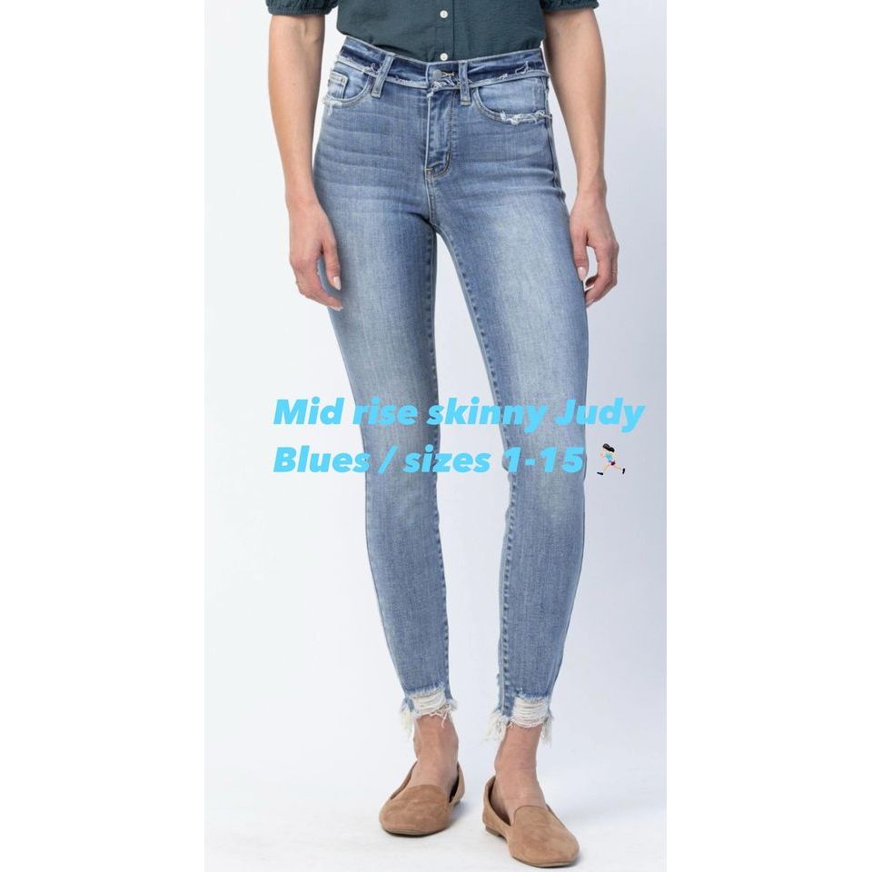 Judy Blue Mid Rise Skinny fancy waist ~ 10% off