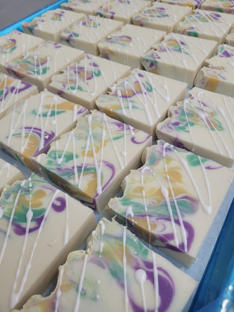 King Cake Artisan Soap - Honey Almond Spice: Regular