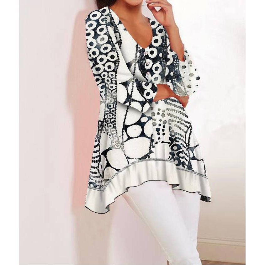 Strike a pose Black & White abstract tunic top